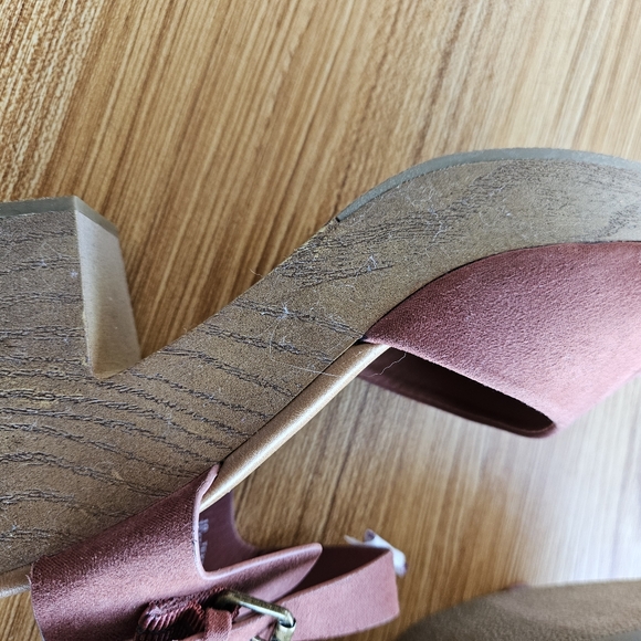 Universal Thread strappy heeled sandals Size 10 - Picture 14 of 16